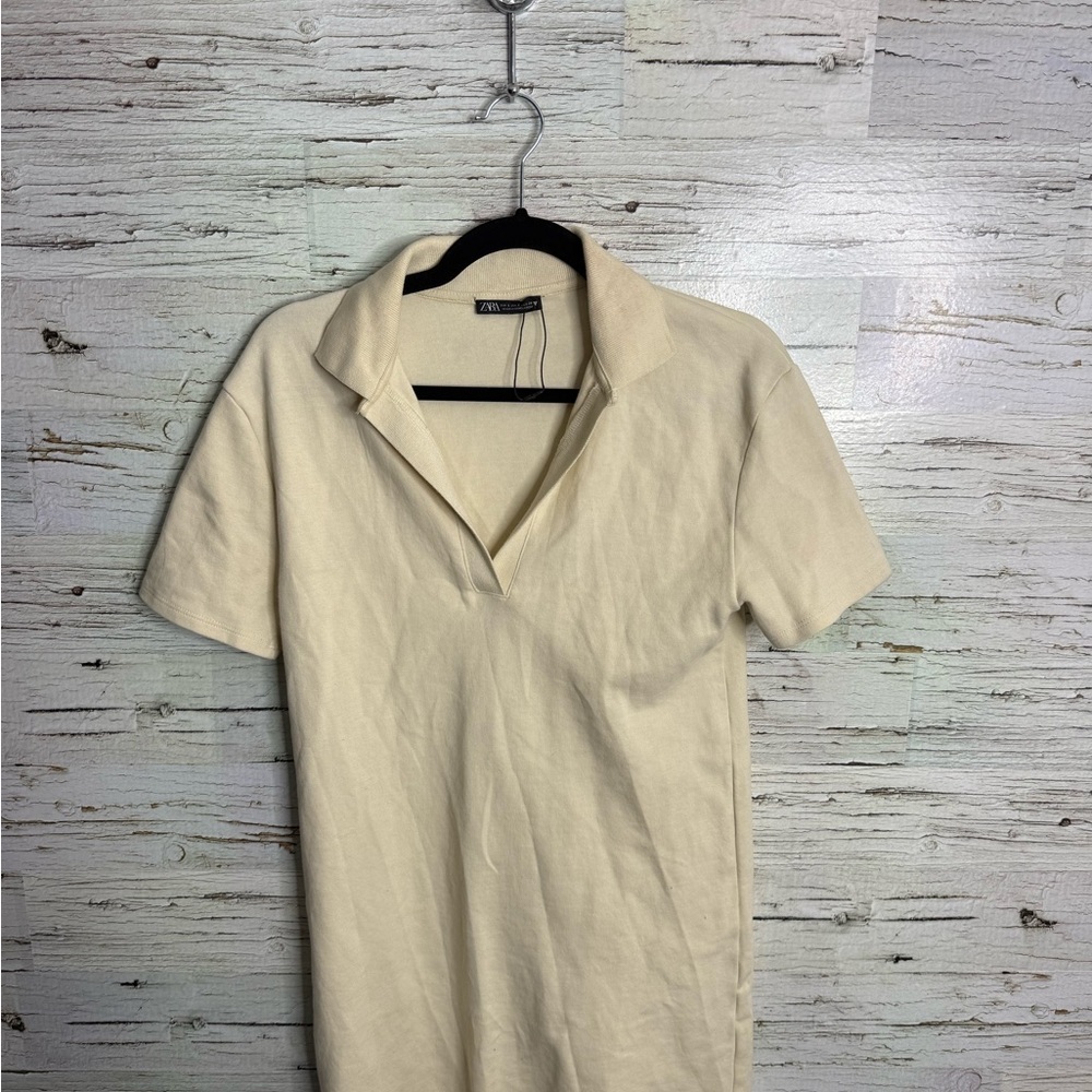 Zara tee shirt dress collar in Cream size small